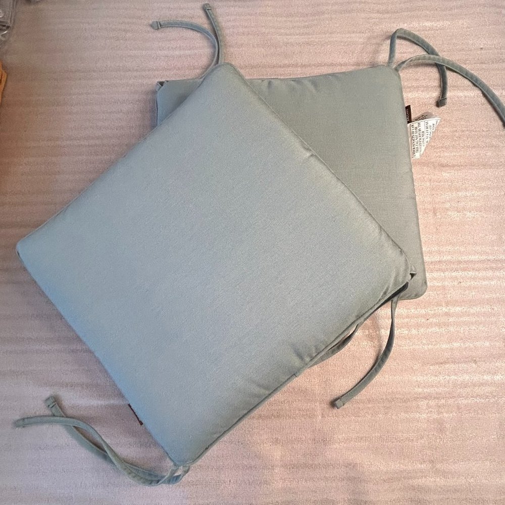 Ballard Designs Giardino Dining Chair Cushion (2)